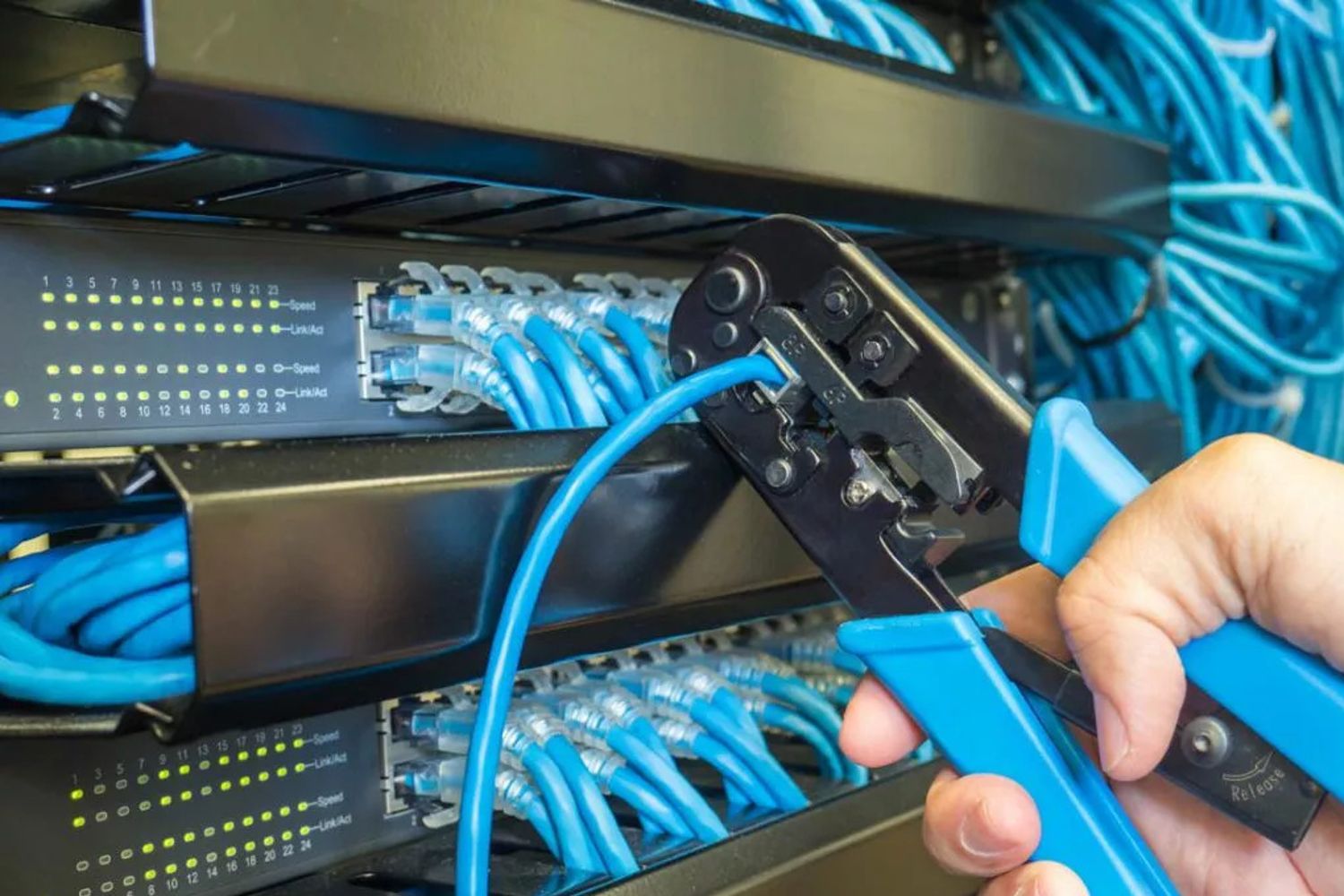 cablage-informatique-et-reseaux